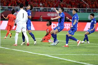 ?去年亚洲杯小组赛抽签：国足遇好签！